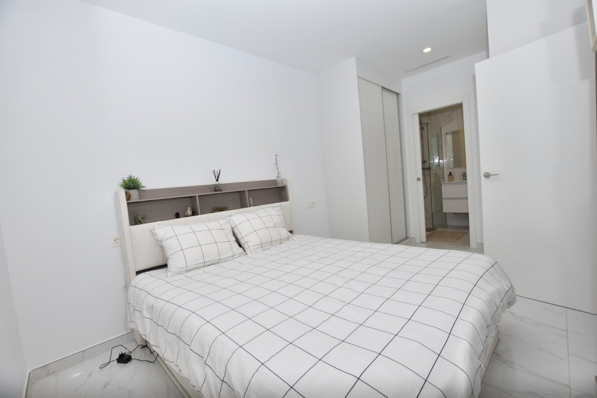 Återförsäljning - Villa -
Los Montesinos - Costa Blanca