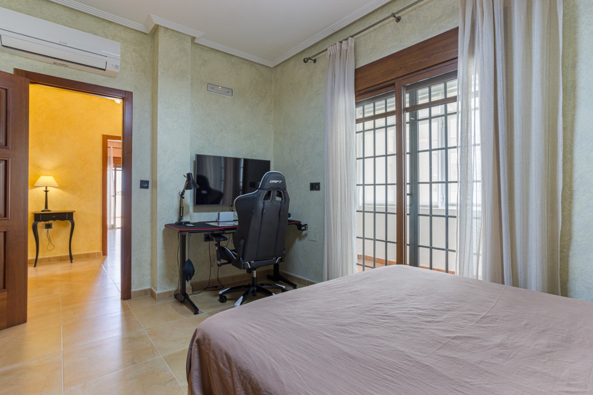 Återförsäljning - Villa -
Los Montesinos - Costa Blanca