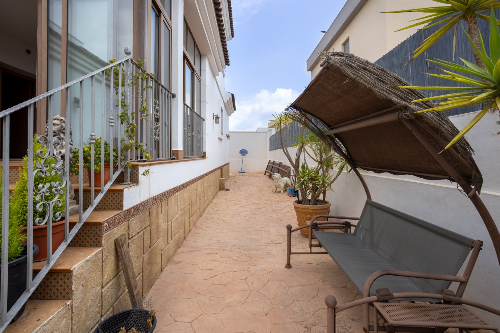 Återförsäljning - Villa -
Los Montesinos - Costa Blanca