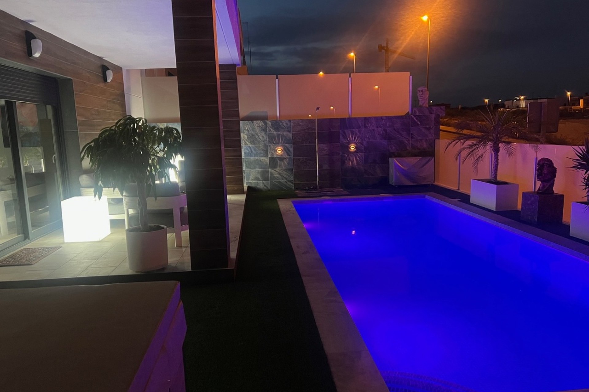 Återförsäljning - Villa -
Los Montesinos - Costa Blanca