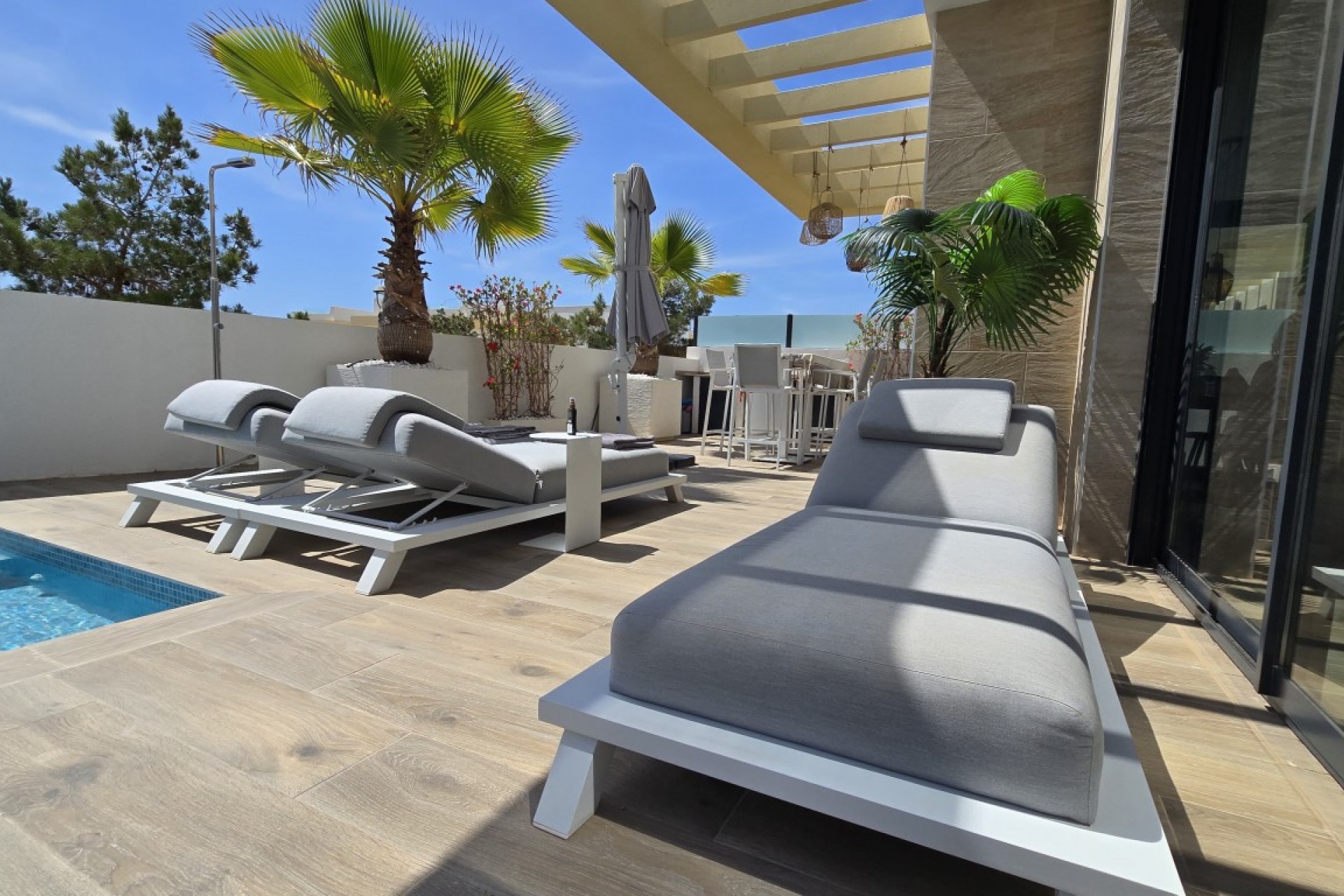 Återförsäljning - Villa -
Los Montesinos - Costa Blanca