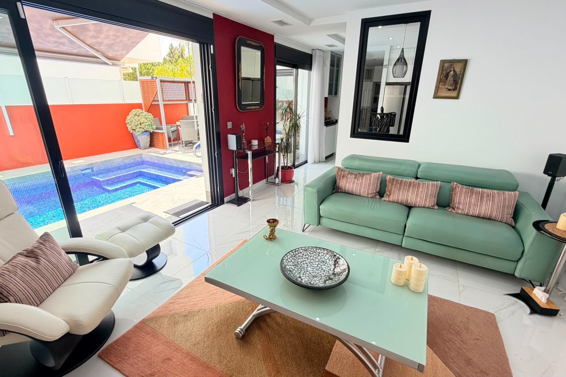Återförsäljning - Villa -
Los Montesinos - Costa Blanca