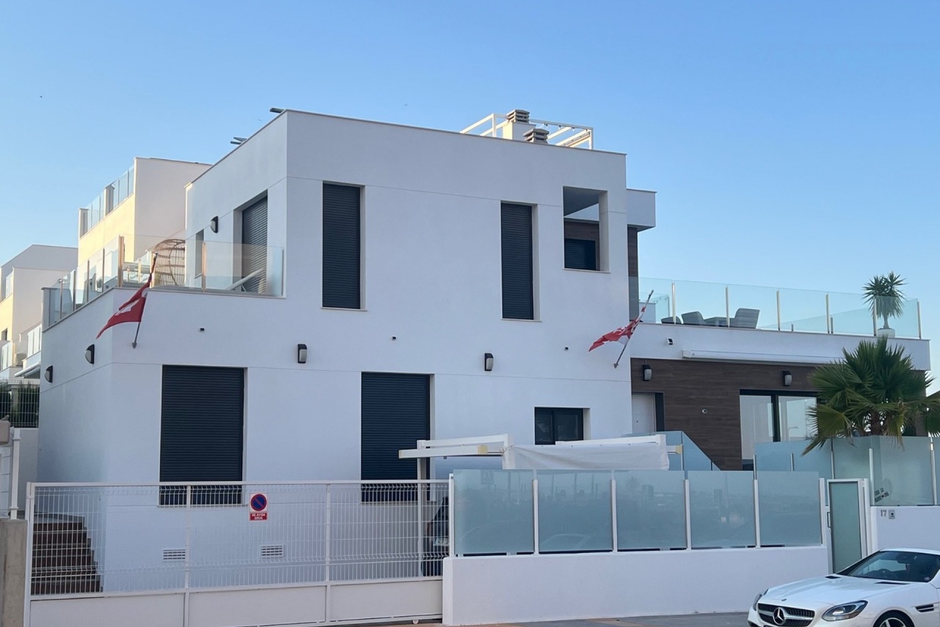 Återförsäljning - Villa -
Los Montesinos - Costa Blanca