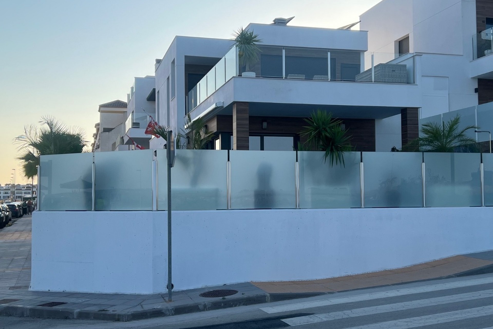 Återförsäljning - Villa -
Los Montesinos - Costa Blanca