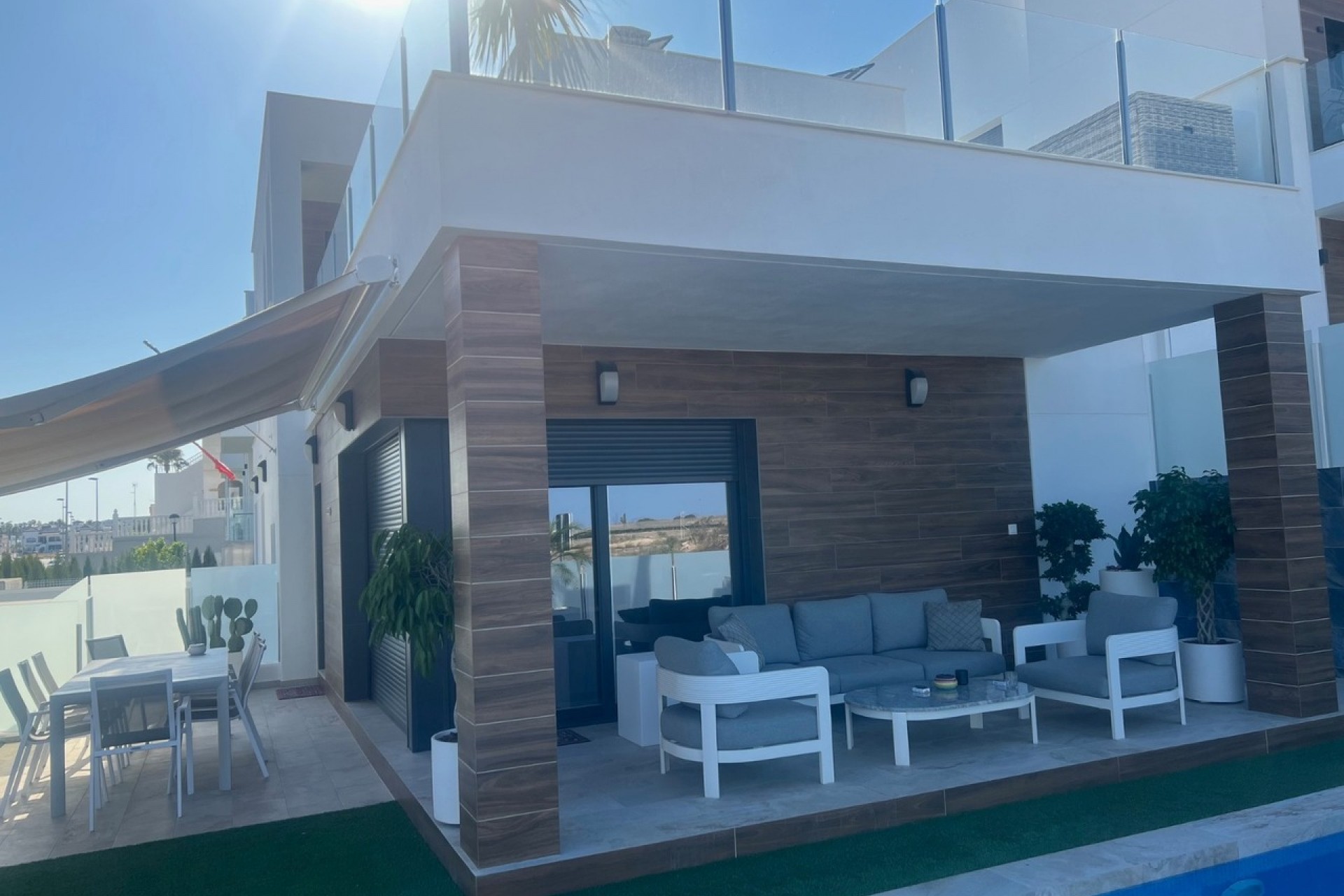 Återförsäljning - Villa -
Los Montesinos - Costa Blanca