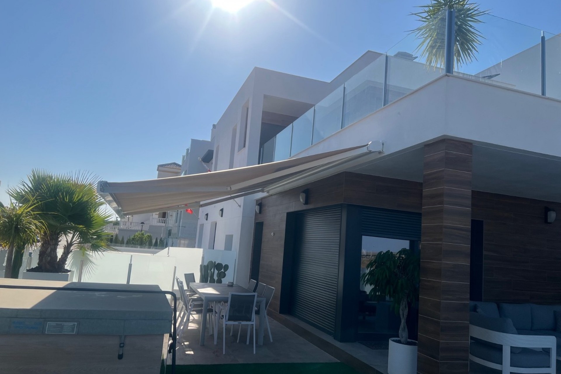 Återförsäljning - Villa -
Los Montesinos - Costa Blanca