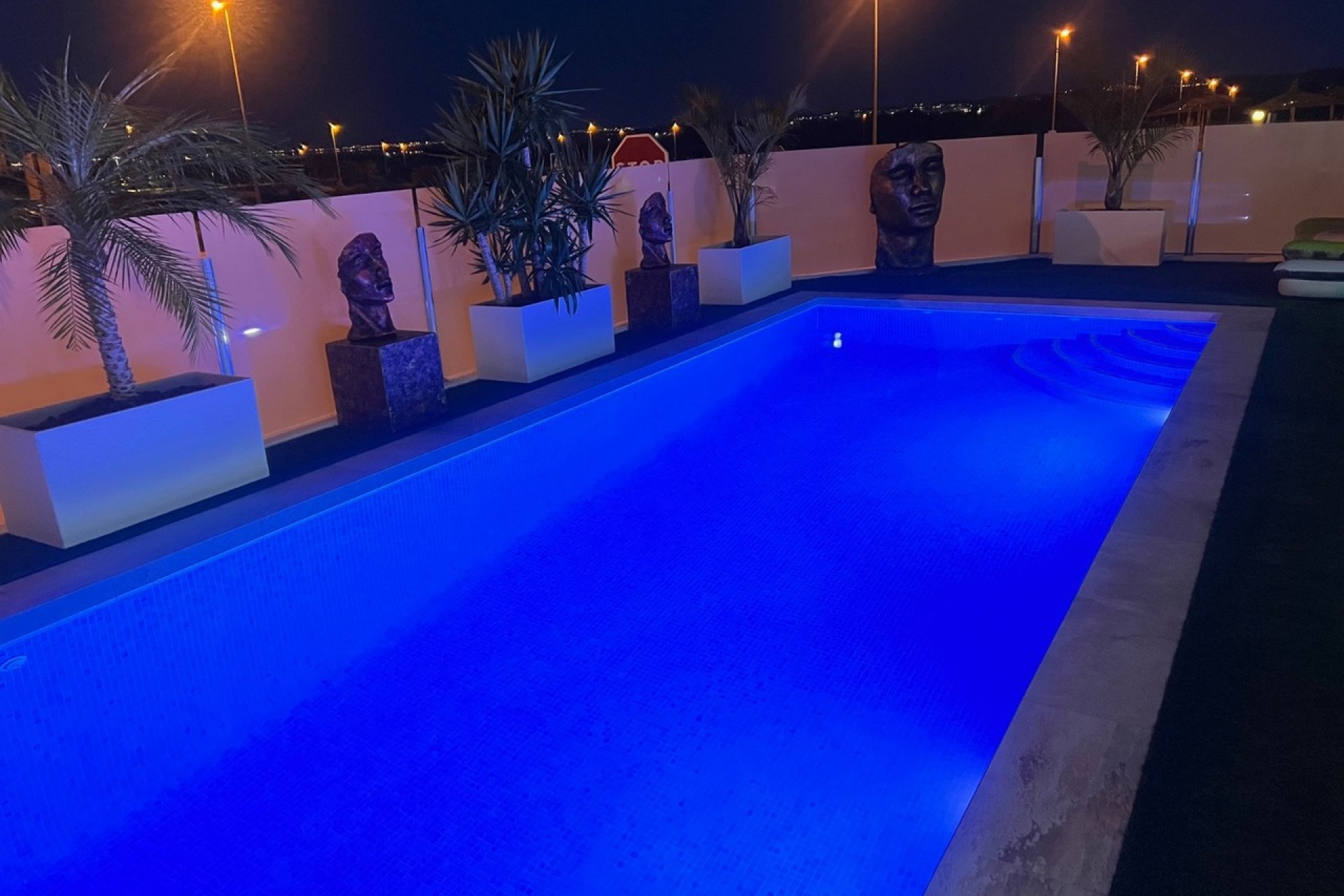 Återförsäljning - Villa -
Los Montesinos - Costa Blanca