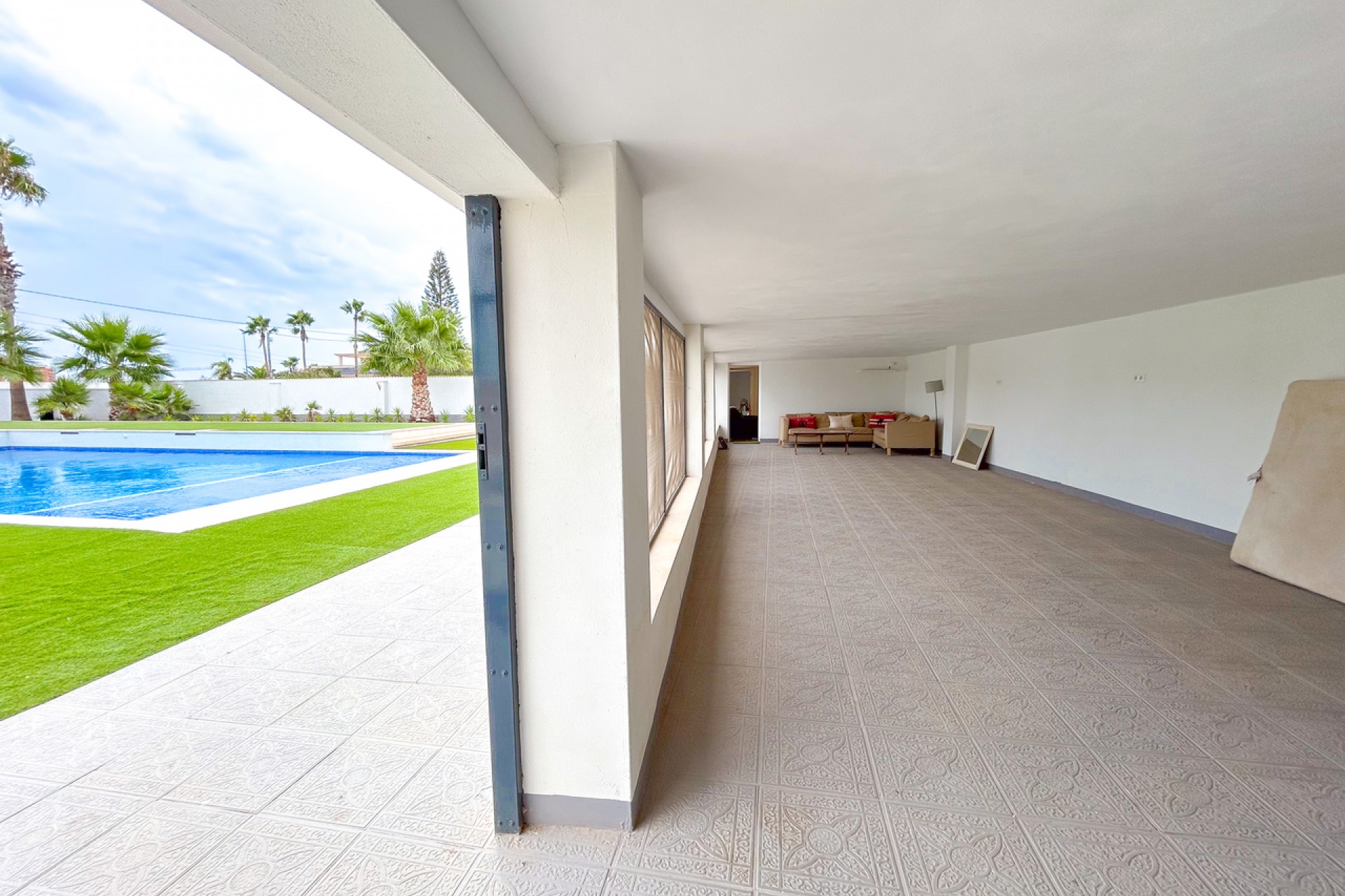 Återförsäljning - Villa -
Los Montesinos - Costa Blanca