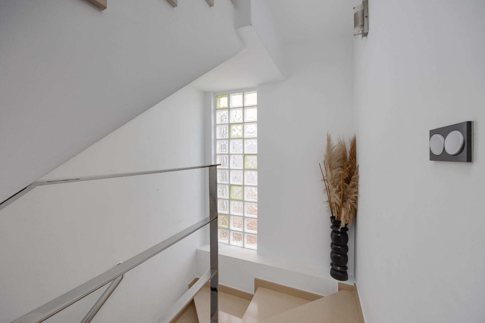 Återförsäljning - Villa -
Los Montesinos - La Herrada