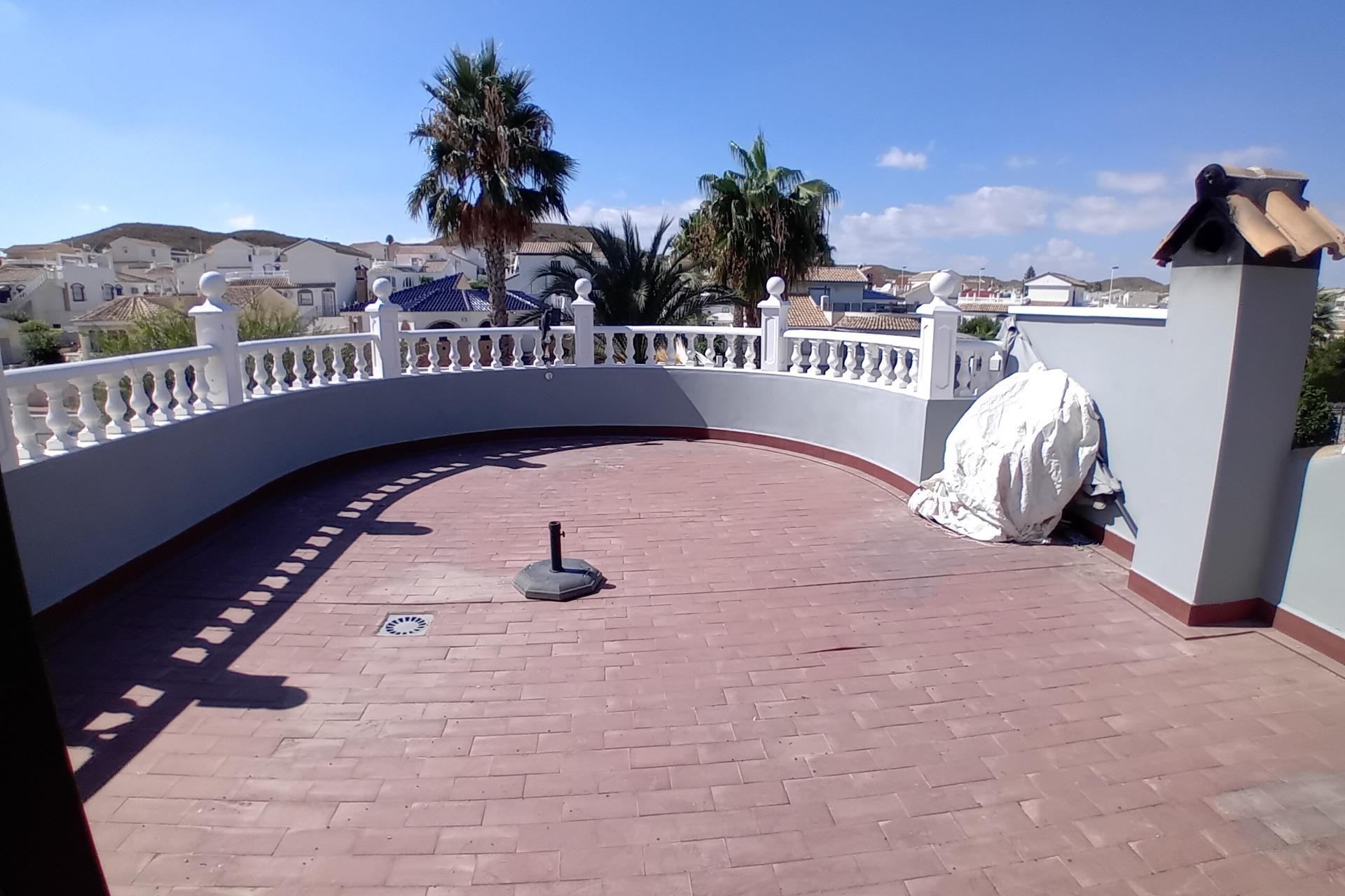 Återförsäljning - Villa -
Mazarron - Camposol