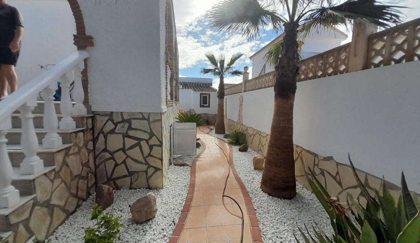 Återförsäljning - Villa -
Mazarron - Camposol