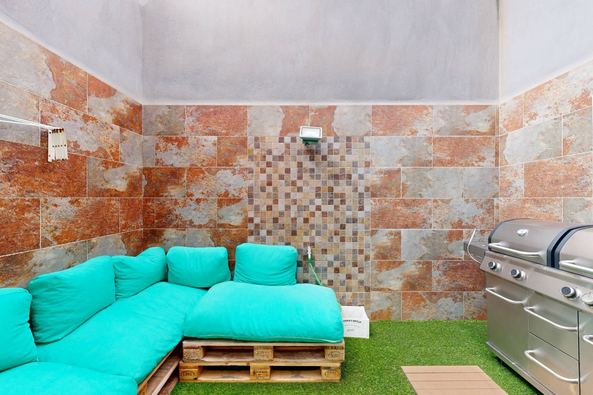 Återförsäljning - Villa -
Molina De Segura - Torrealta