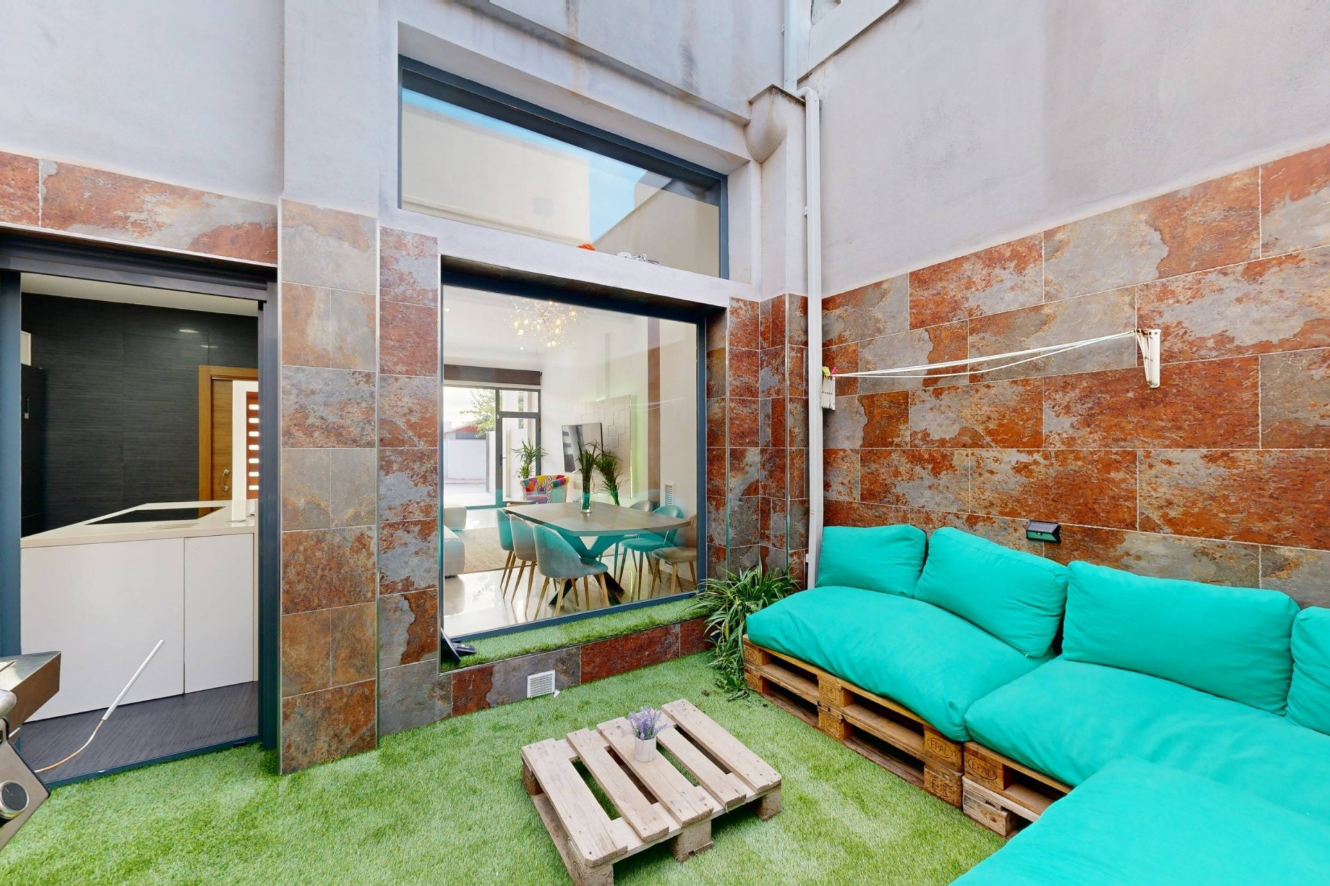 Återförsäljning - Villa -
Molina De Segura - Torrealta