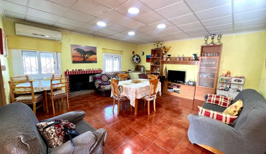 Återförsäljning - Villa -
Monóvar/Monóver - Inland