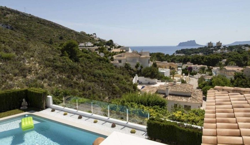 Återförsäljning - Villa -
Moraira - Costa Blanca