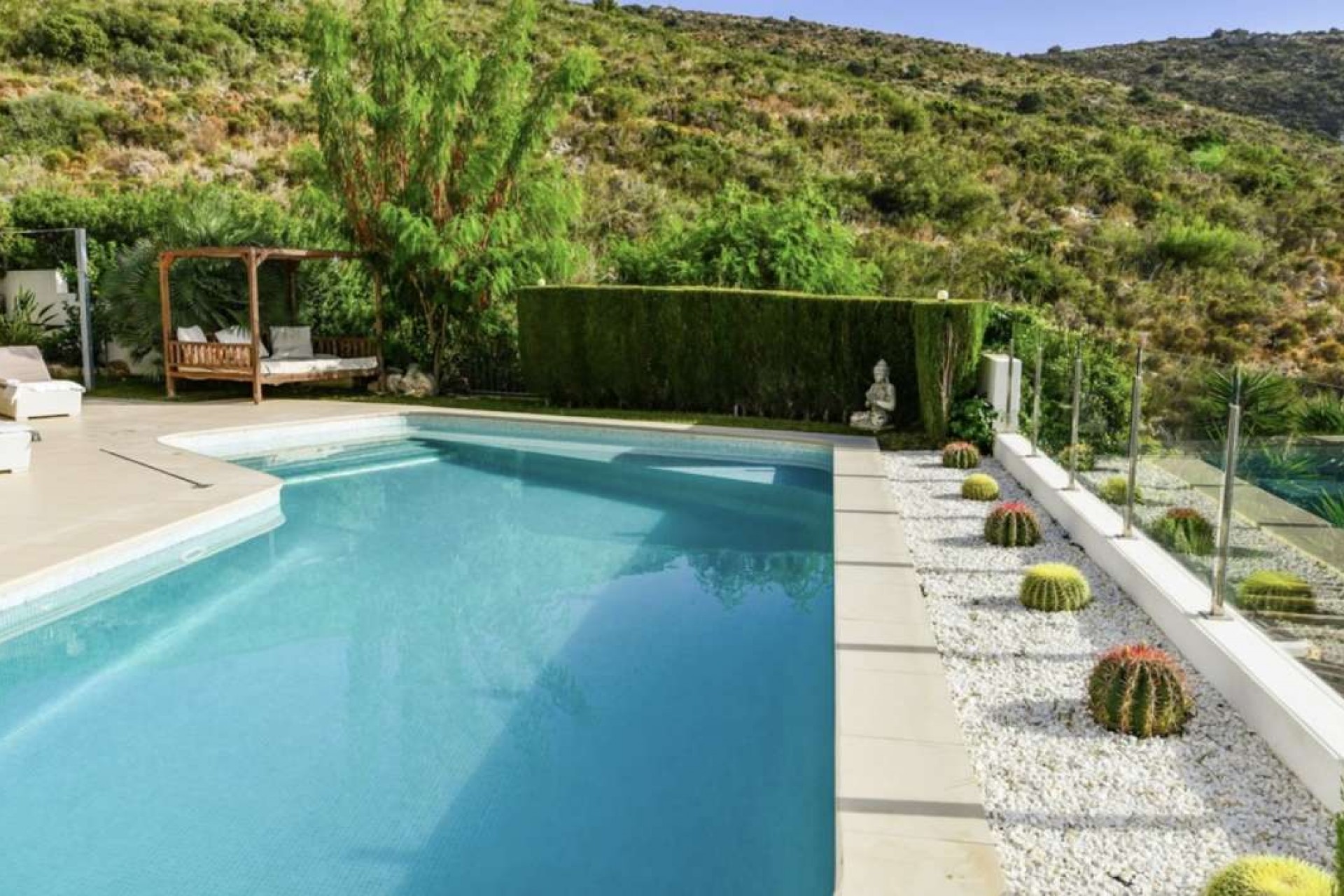 Återförsäljning - Villa -
Moraira - Costa Blanca