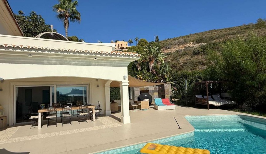 Återförsäljning - Villa -
Moraira - Costa Blanca