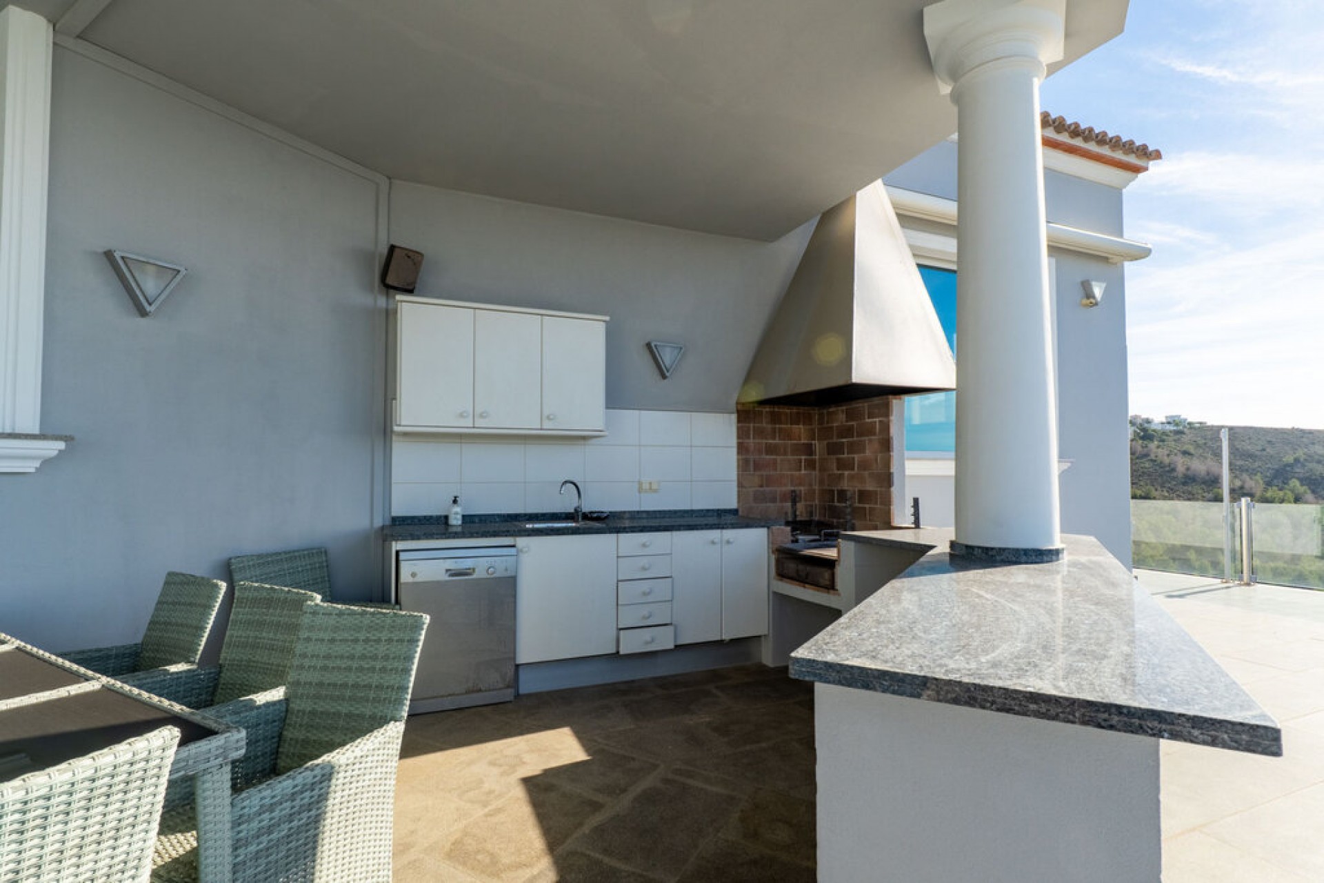 Återförsäljning - Villa -
Moraira - Costa Blanca