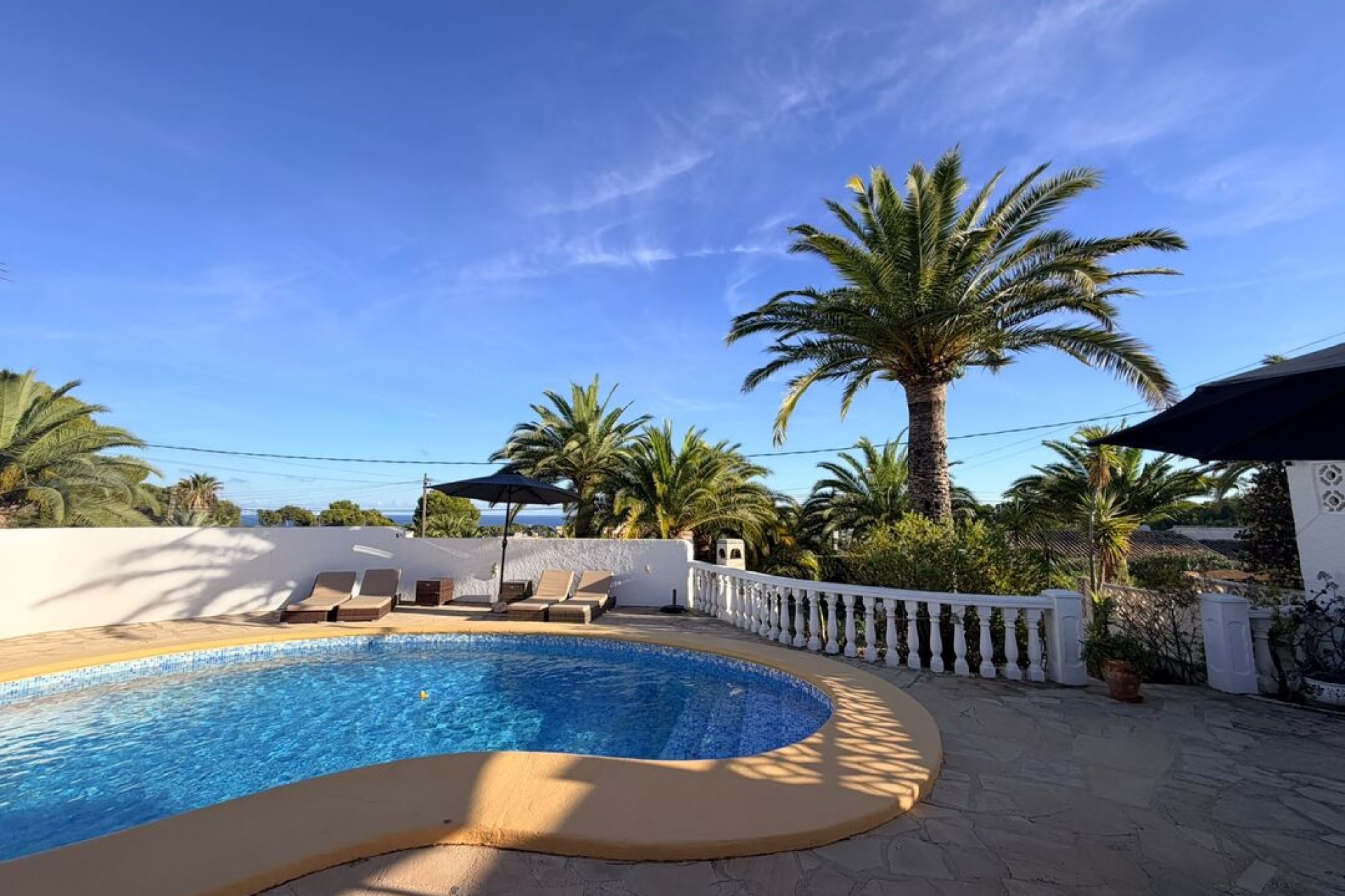 Återförsäljning - Villa -
Moraira - Costa Blanca