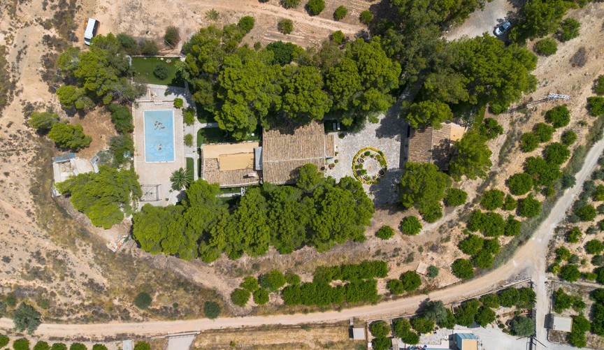 Återförsäljning - Villa -
Mula