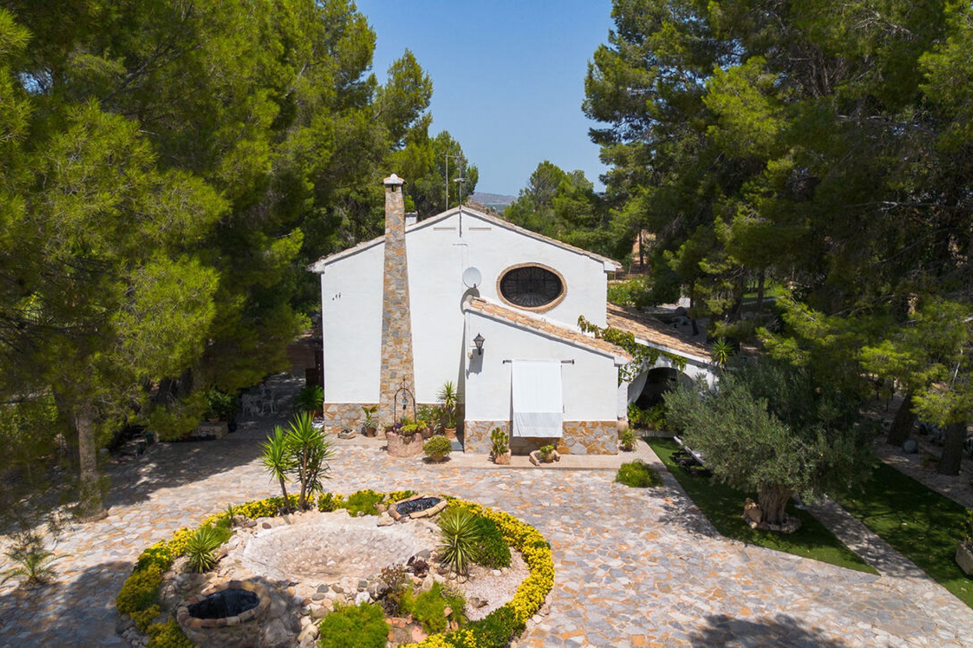 Återförsäljning - Villa -
Mula