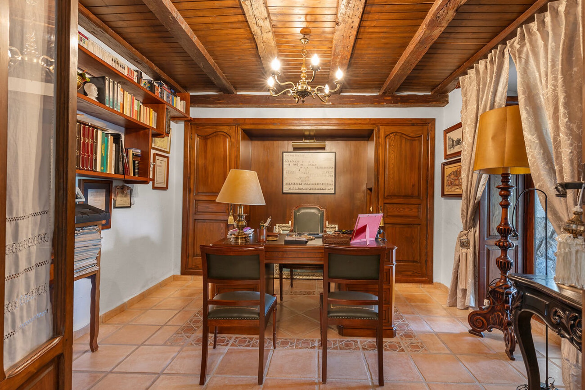 Återförsäljning - Villa -
Mula