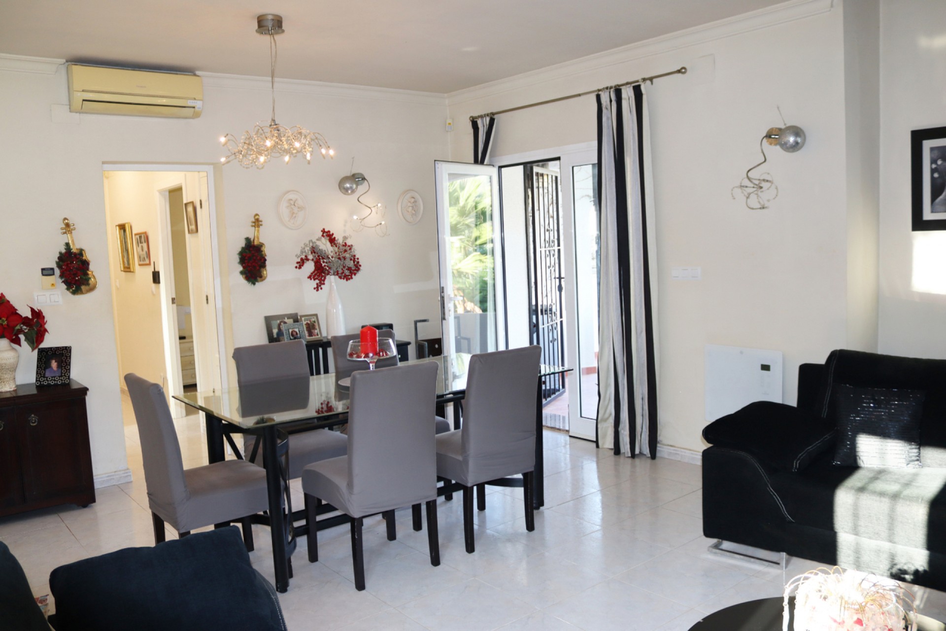 Återförsäljning - Villa -
Murla - Inland