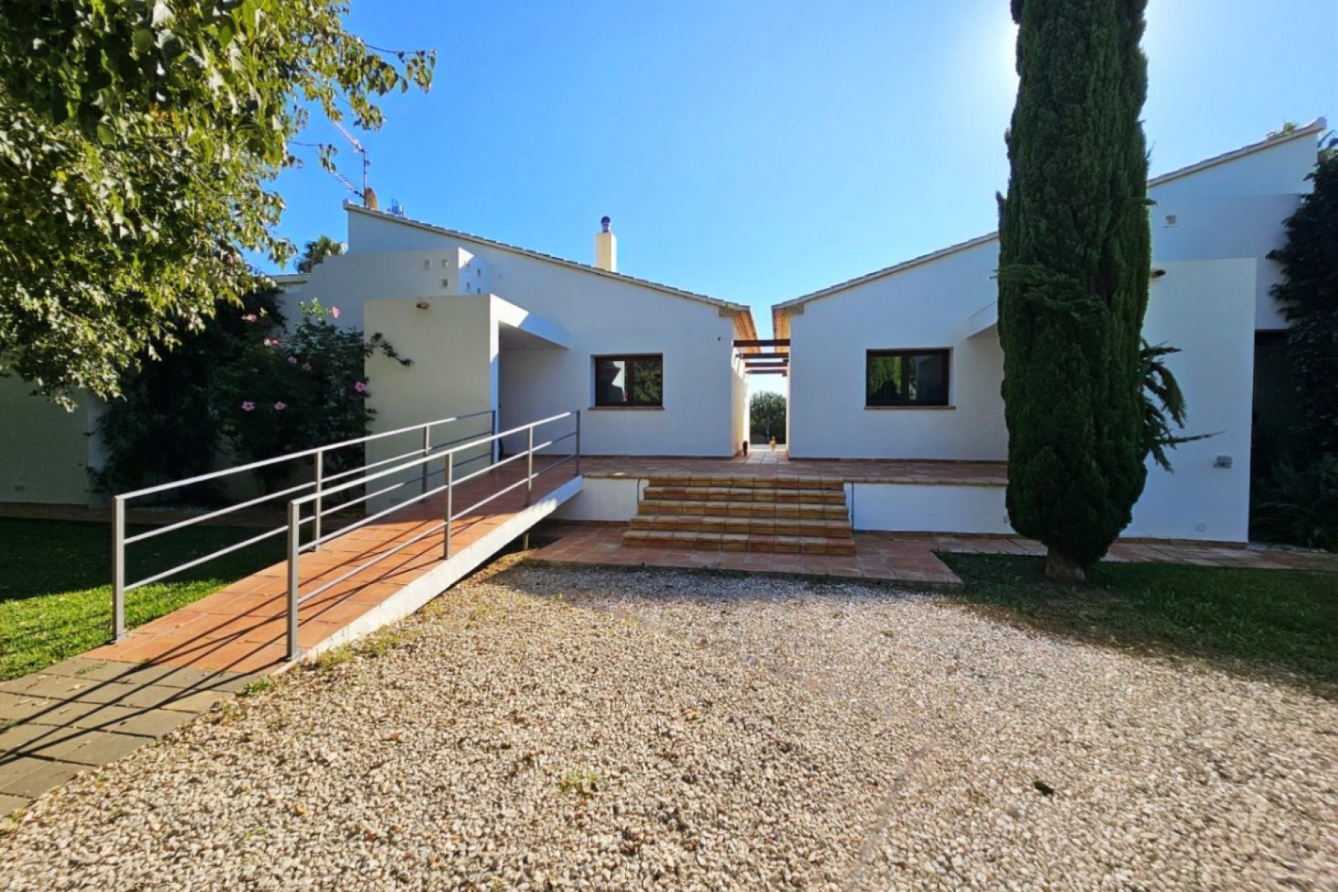 Återförsäljning - Villa -
Ondara - Inland