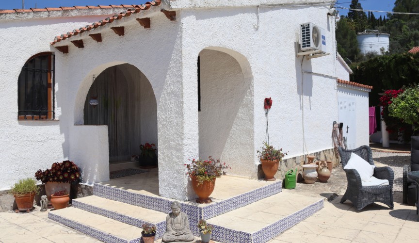 Återförsäljning - Villa -
Orba - Inland