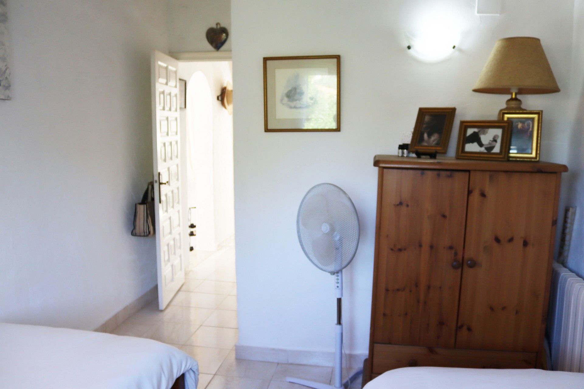Återförsäljning - Villa -
Orba - Inland