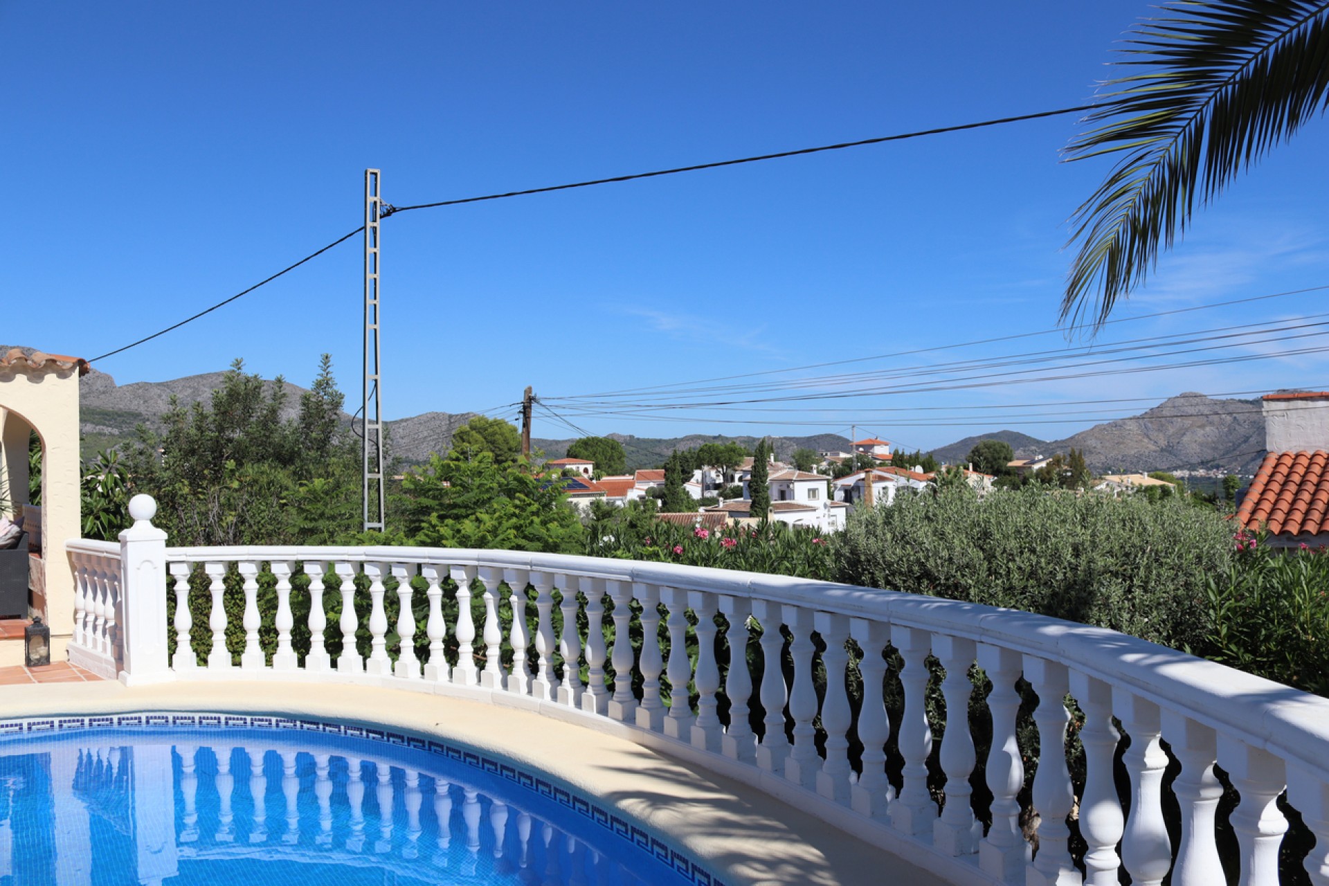 Återförsäljning - Villa -
Orba - Inland