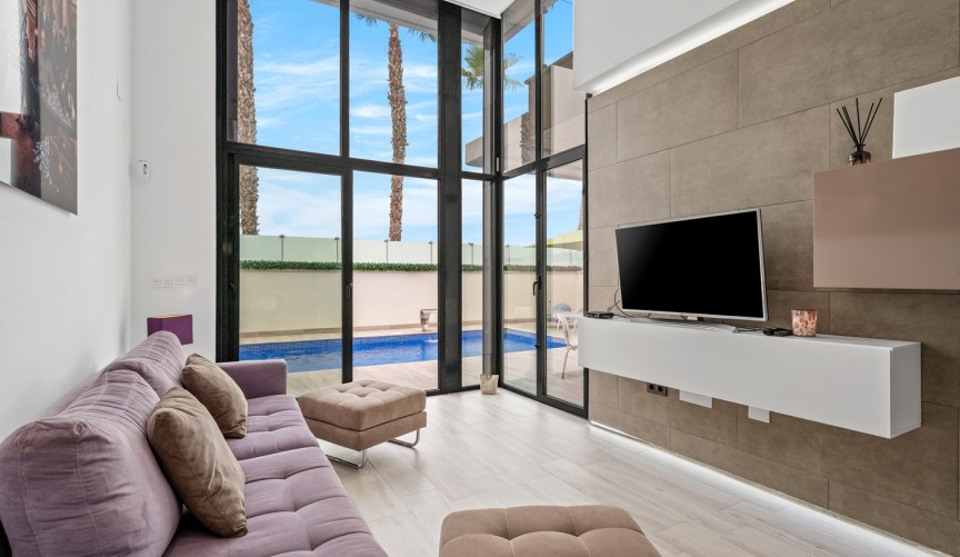 Återförsäljning - Villa -
Orihuela Costa - Cabo Roig