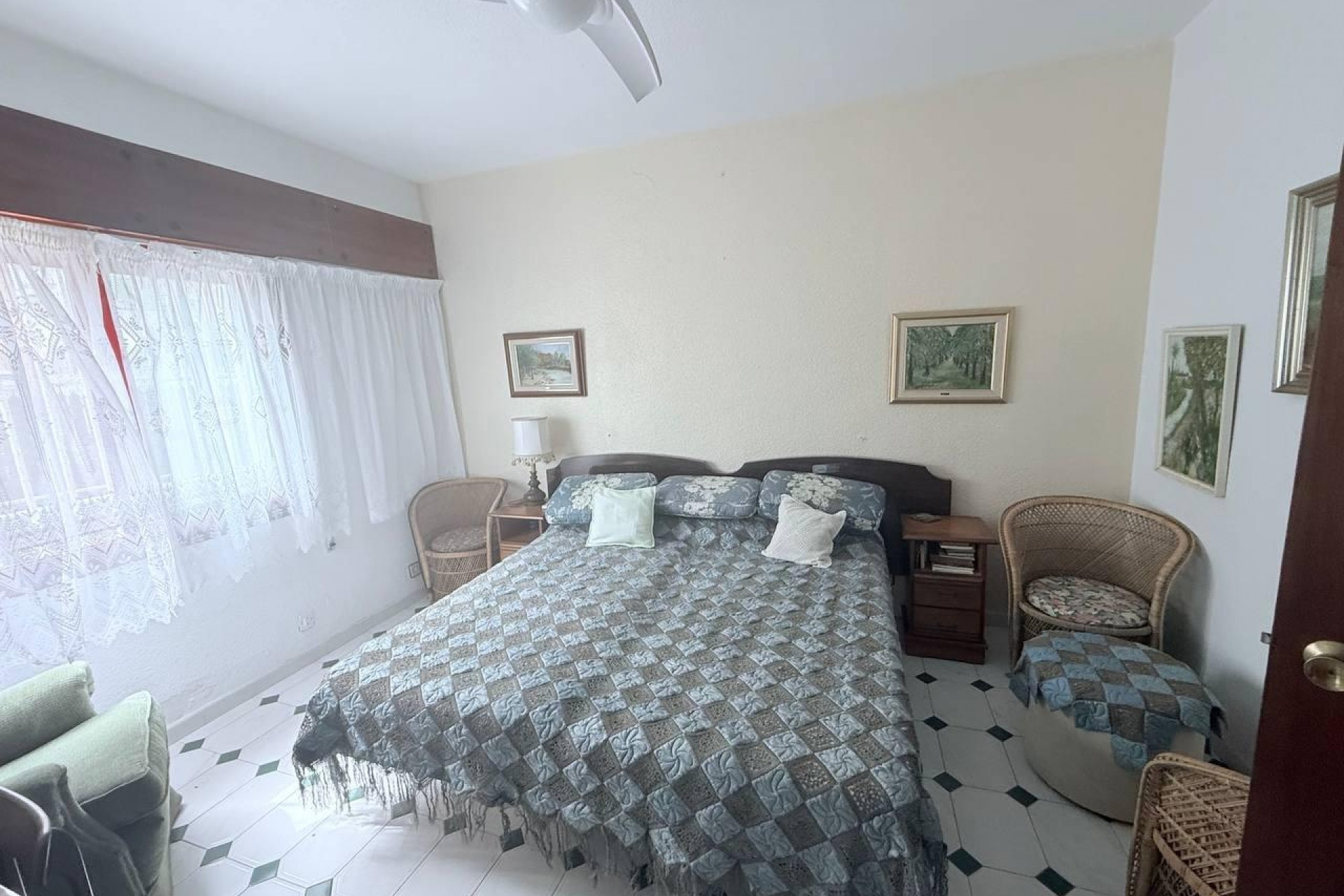 Återförsäljning - Villa -
Orihuela Costa - Campoamor