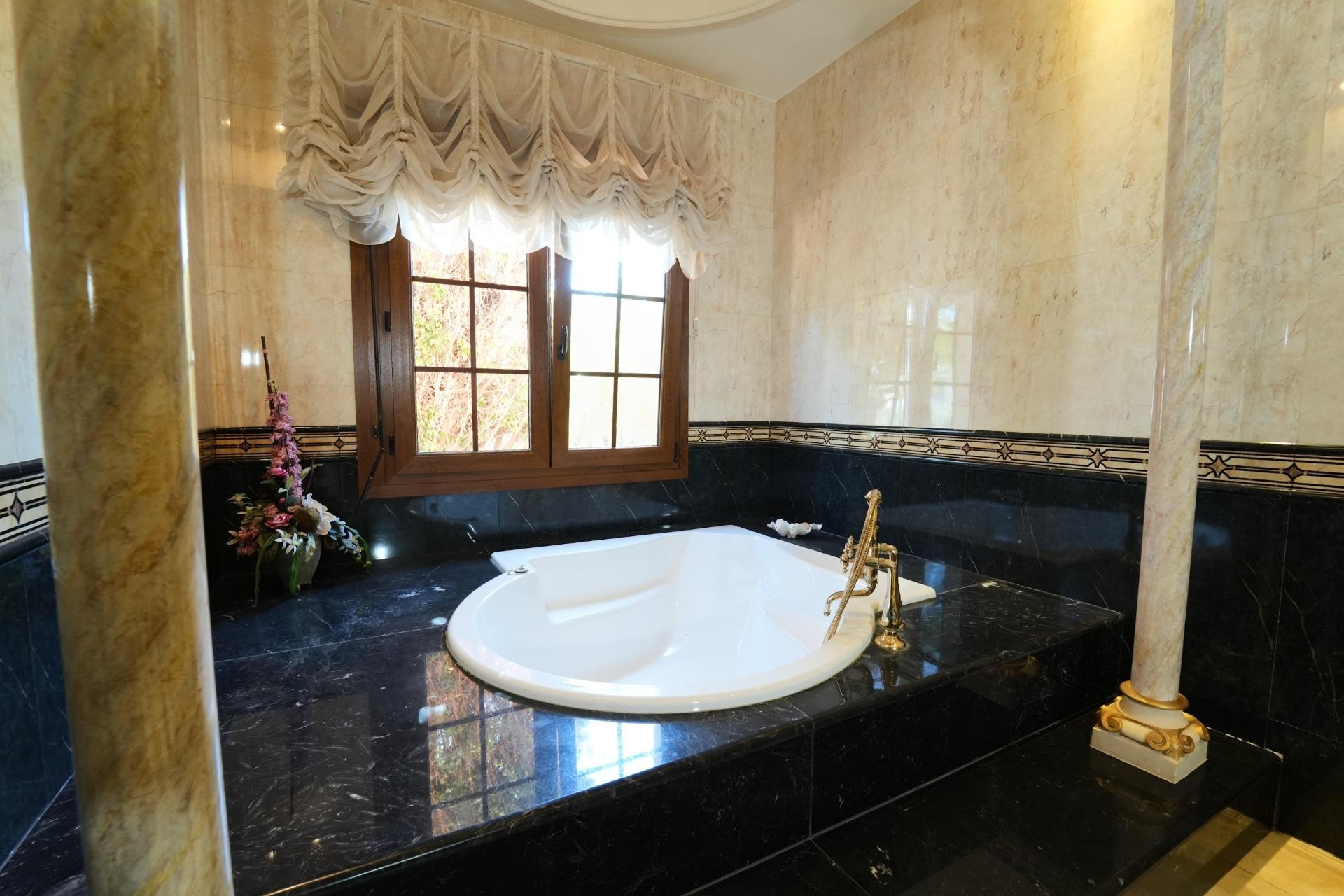 Återförsäljning - Villa -
Orihuela Costa - Campoamor