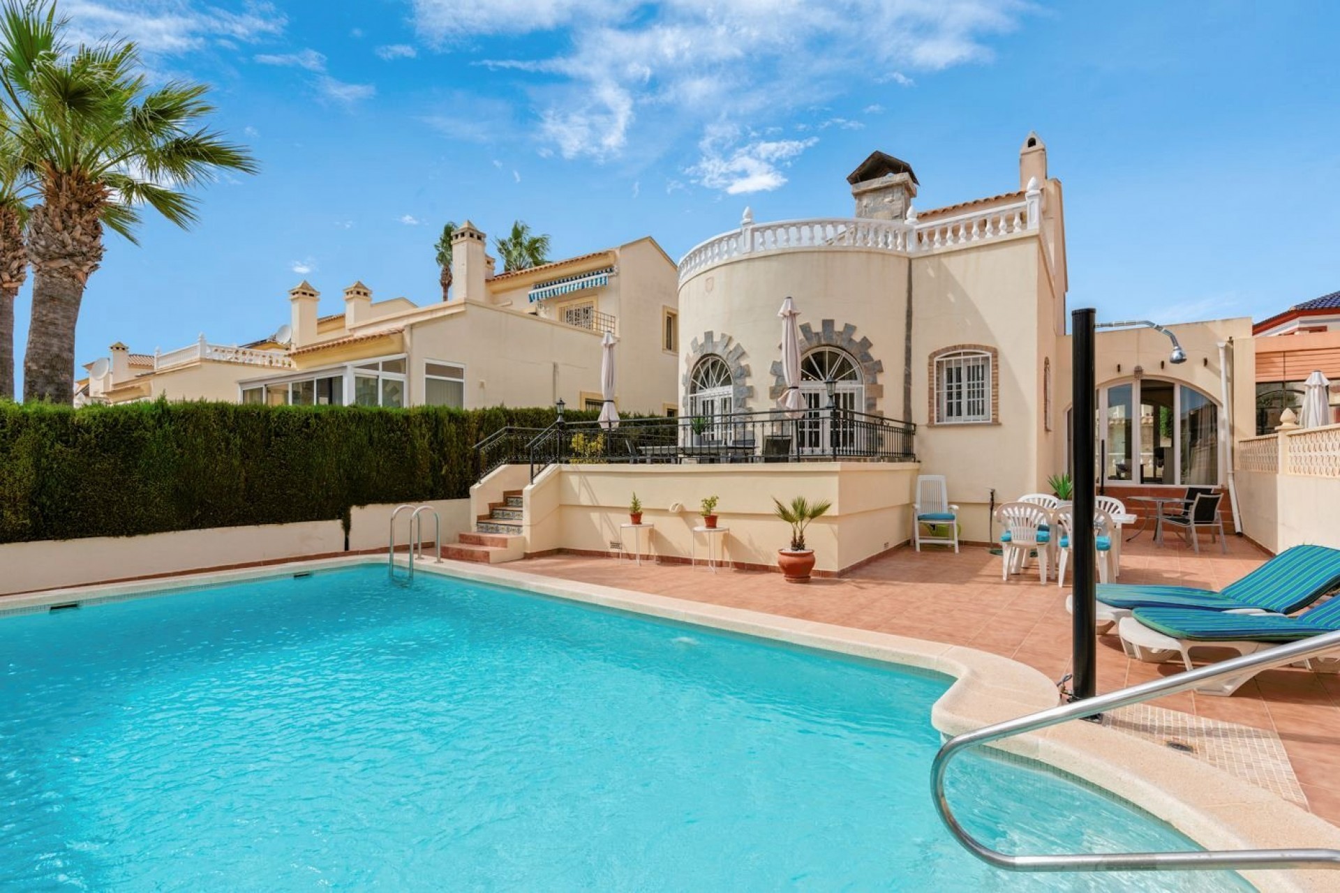 Återförsäljning - Villa -
Orihuela Costa - Costa Blanca