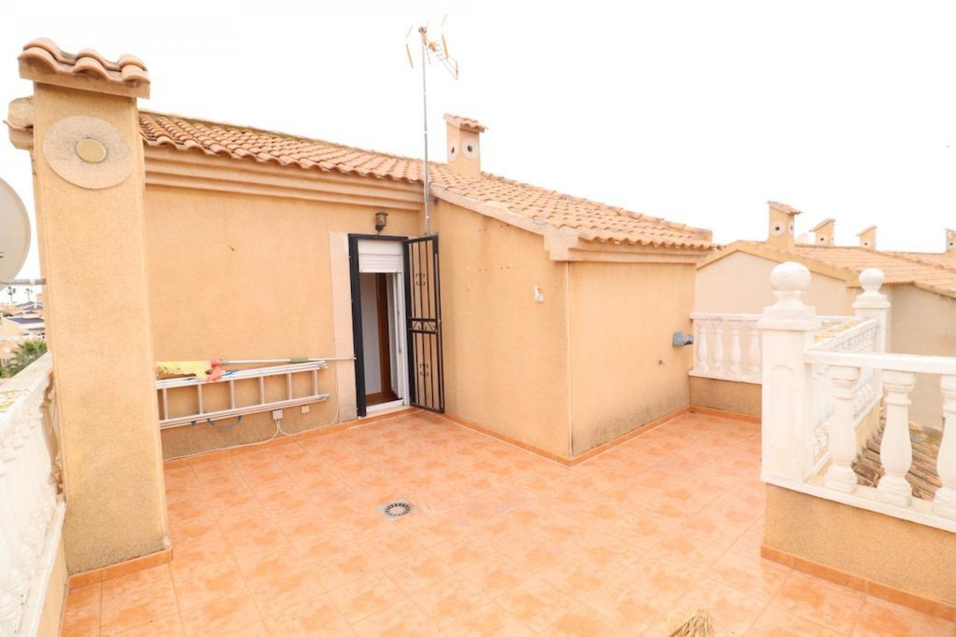 Återförsäljning - Villa -
Orihuela Costa - Costa Blanca