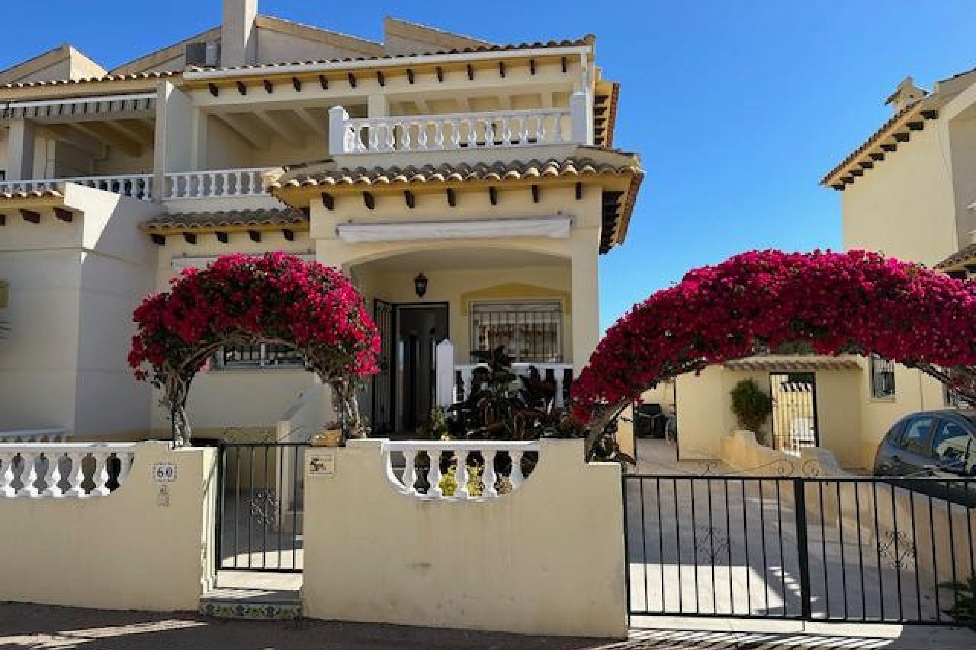 Återförsäljning - Villa -
Orihuela Costa - Costa Blanca