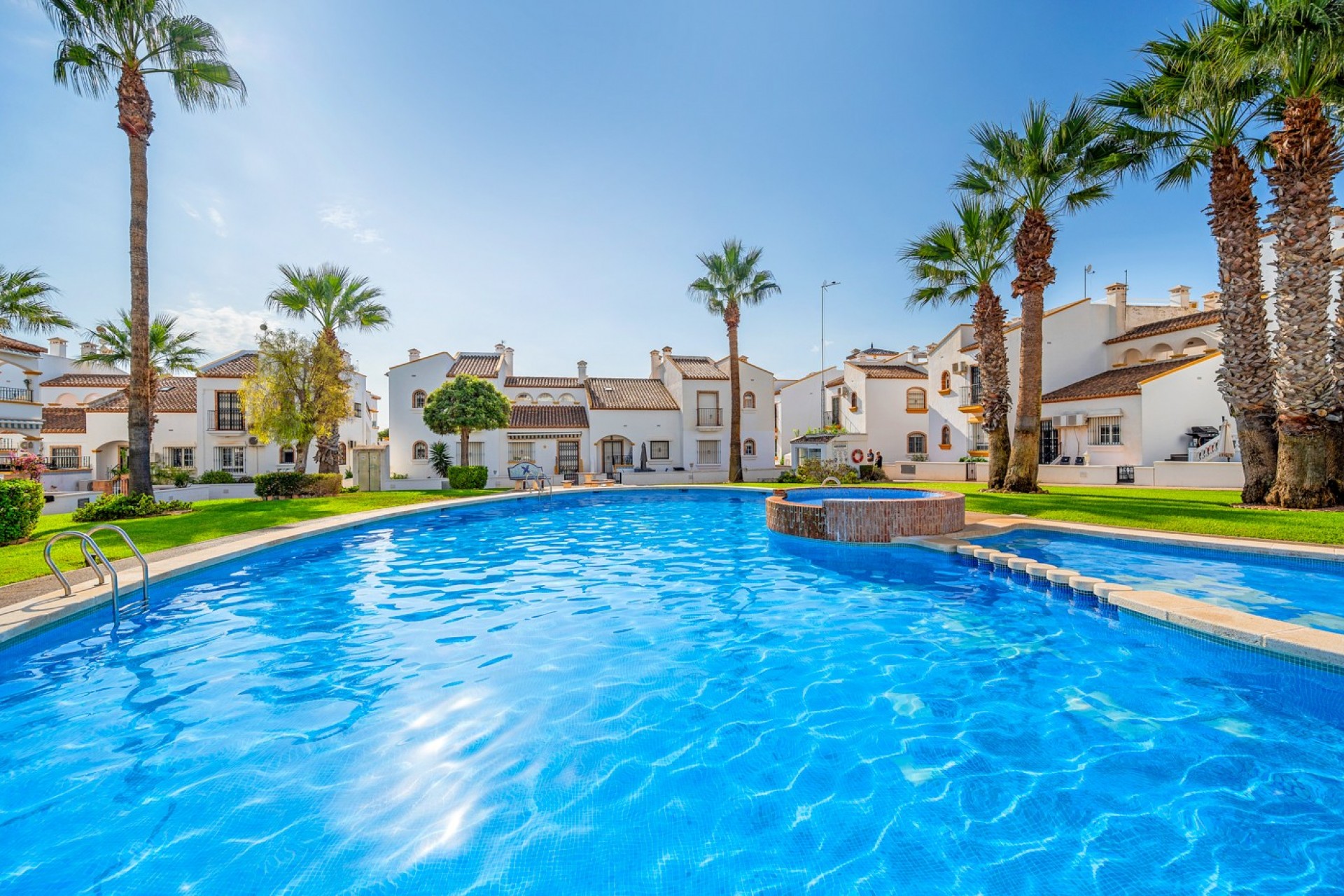 Återförsäljning - Villa -
Orihuela Costa - Costa Blanca