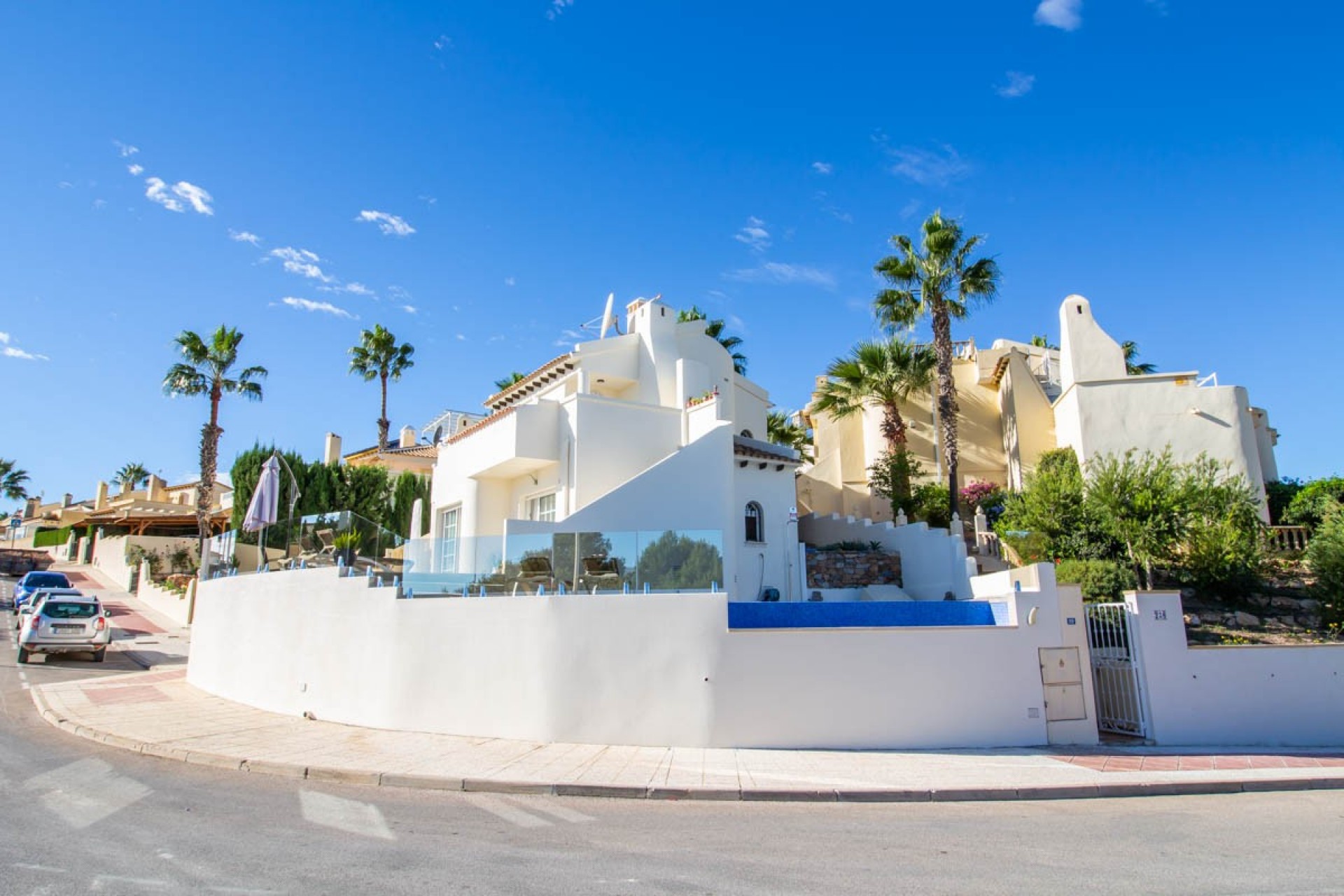 Återförsäljning - Villa -
Orihuela Costa - Costa Blanca