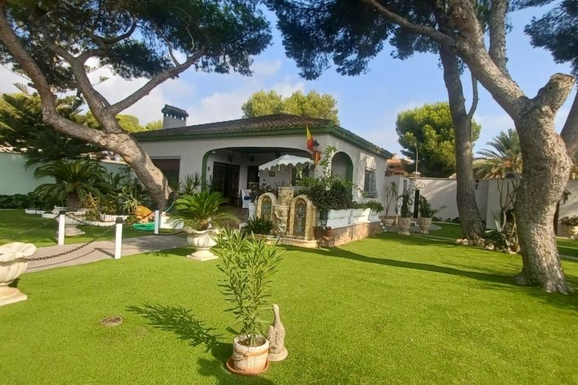 Återförsäljning - Villa -
Orihuela Costa - Costa Blanca