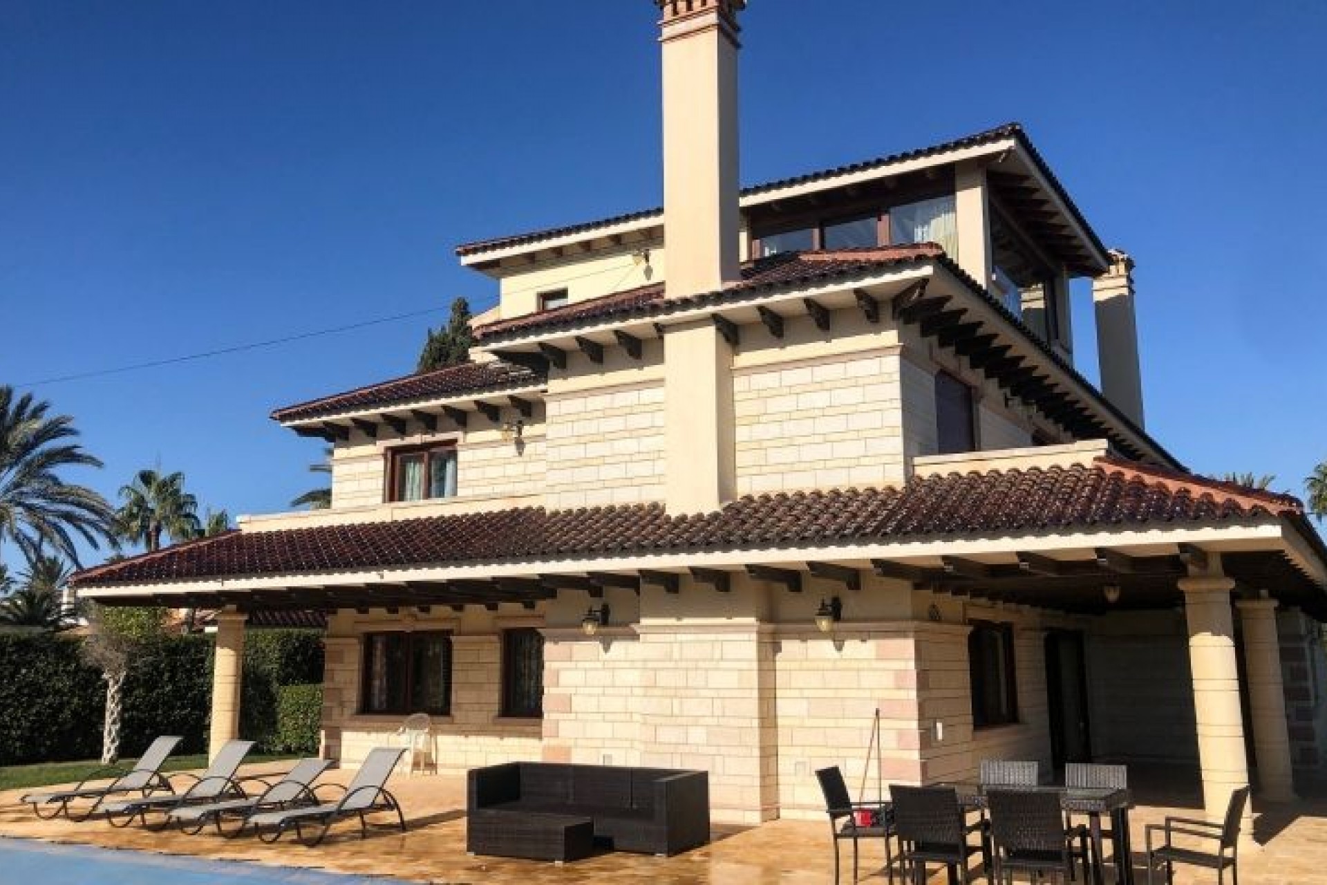 Återförsäljning - Villa -
Orihuela Costa - Costa Blanca