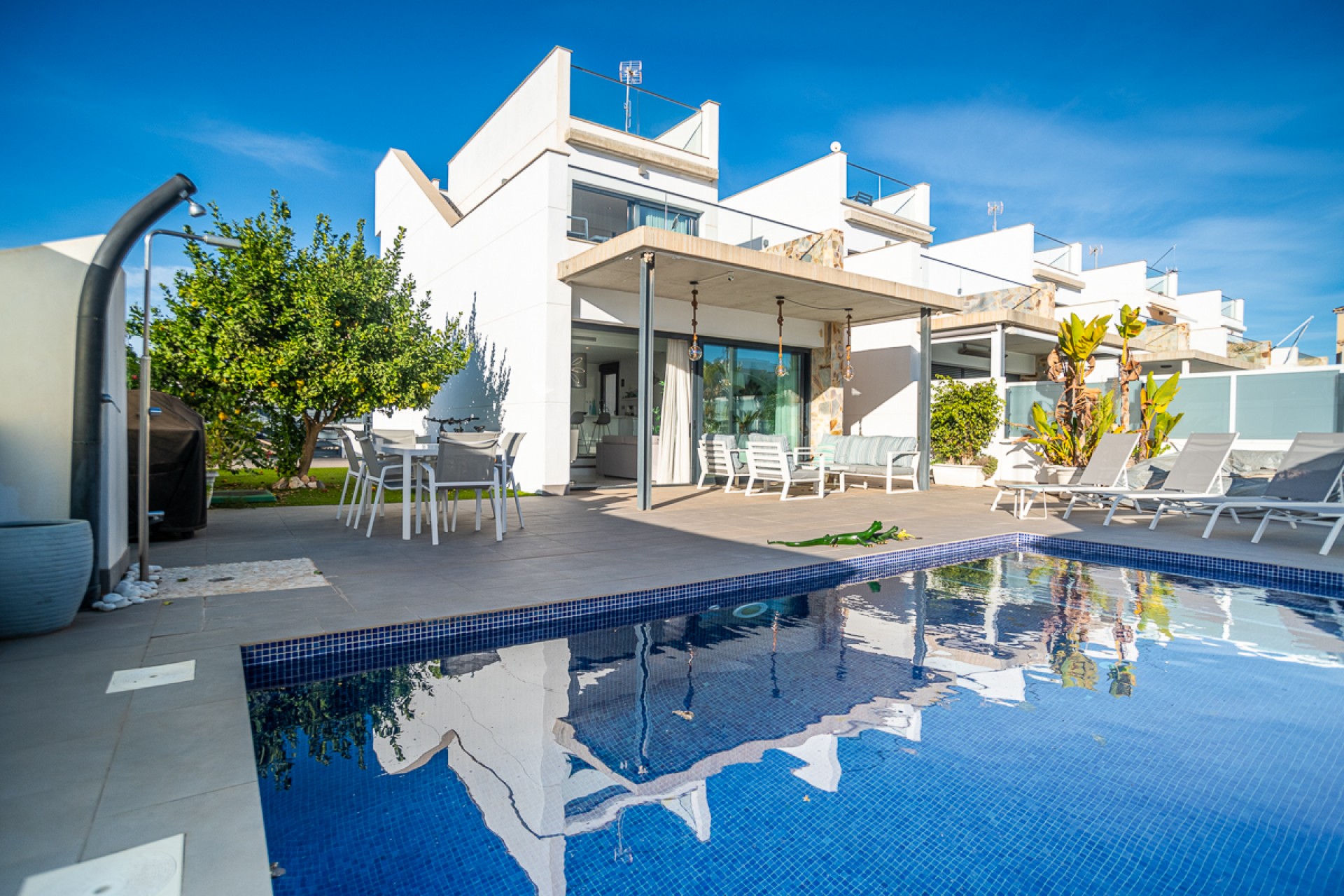 Återförsäljning - Villa -
Orihuela Costa - Costa Blanca