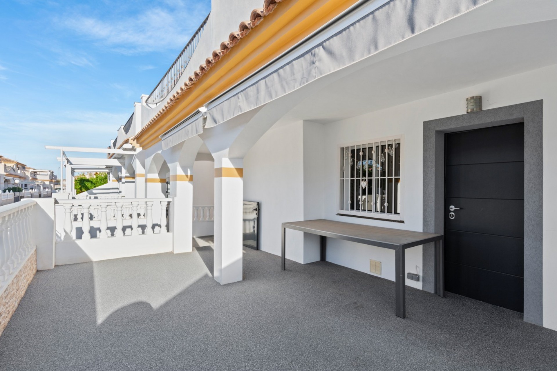 Återförsäljning - Villa -
Orihuela Costa - Costa Blanca