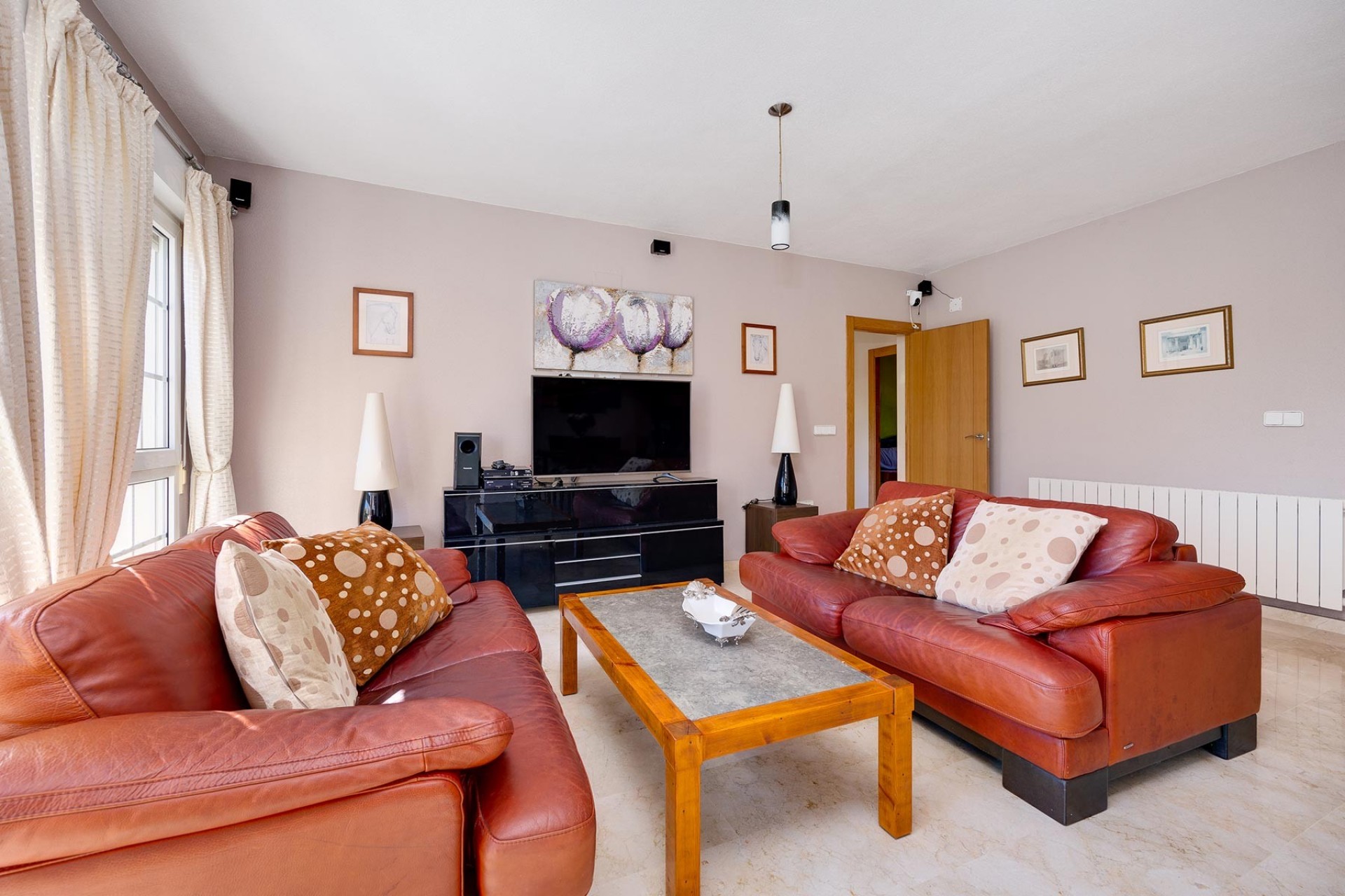 Återförsäljning - Villa -
Orihuela Costa - Costa Blanca