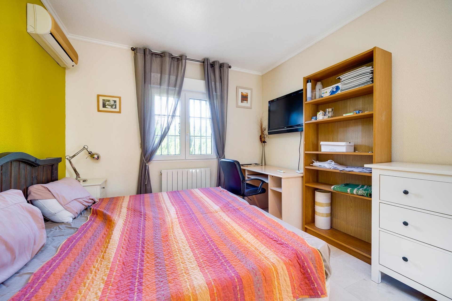 Återförsäljning - Villa -
Orihuela Costa - Costa Blanca