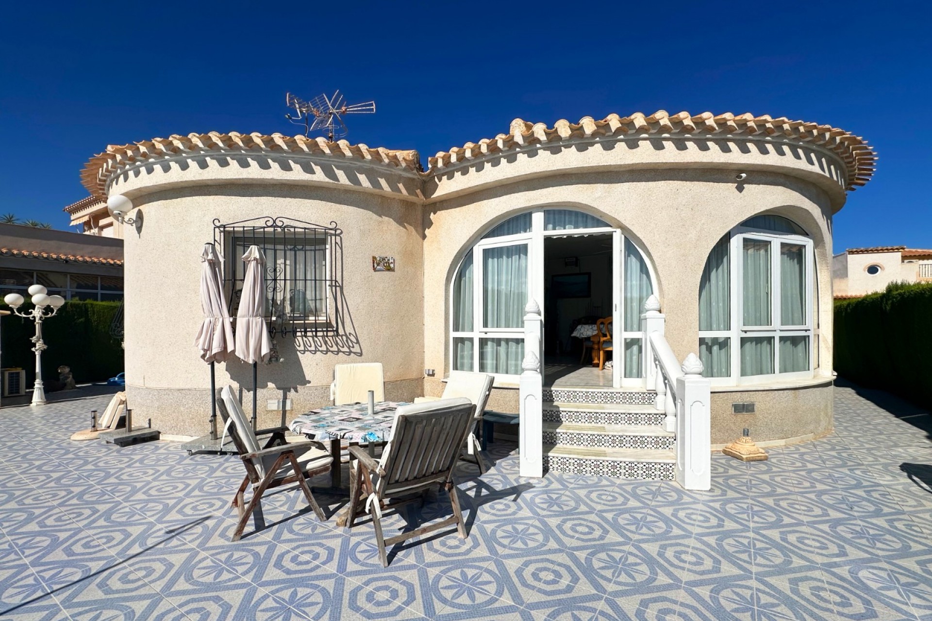 Återförsäljning - Villa -
Orihuela Costa - Costa Blanca