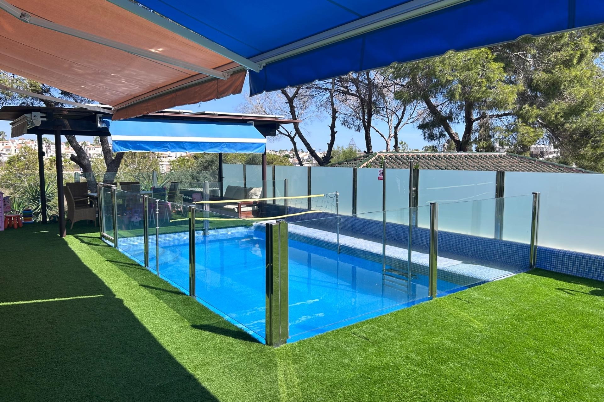 Återförsäljning - Villa -
Orihuela Costa - Costa Blanca