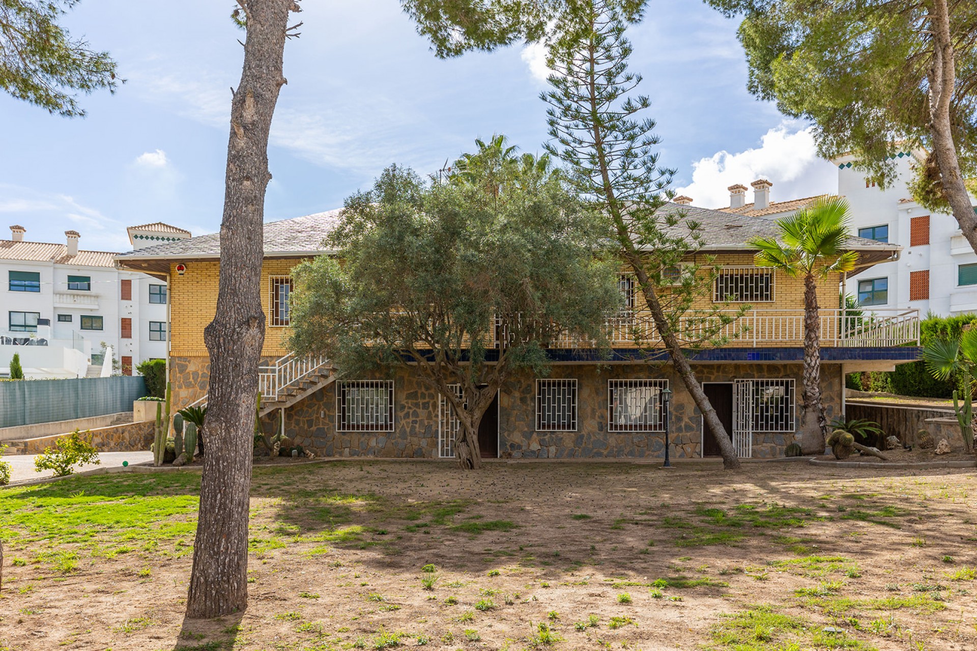 Återförsäljning - Villa -
Orihuela Costa - Costa Blanca