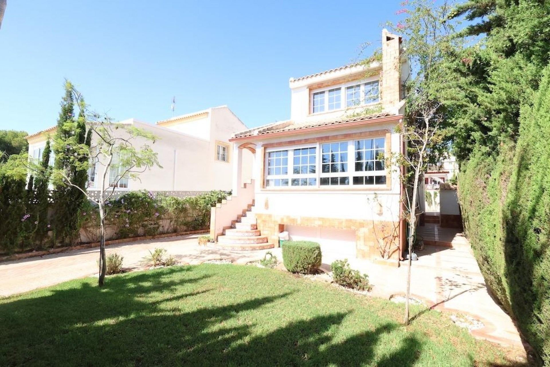 Återförsäljning - Villa -
Orihuela Costa - Costa Blanca