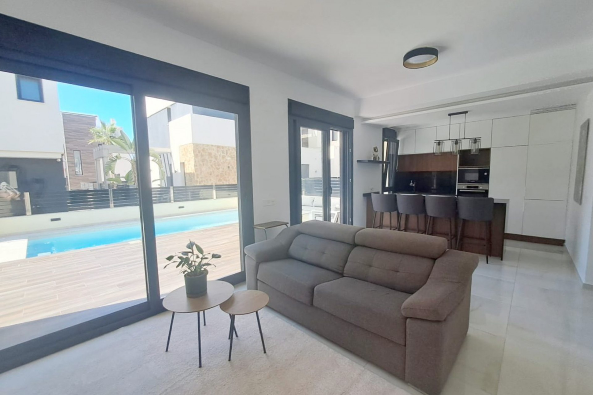 Återförsäljning - Villa -
Orihuela Costa - Costa Blanca